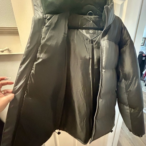 ❄️St. Helier’s” Men’s Big & Tall Black Winter Coat❄️Size L - Picture 7 of 15